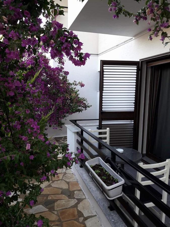 Hotel Natali Dhërmi Exterior foto