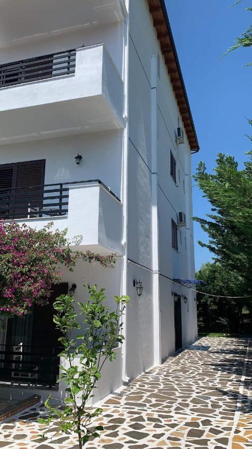 Hotel Natali Dhërmi Exterior foto