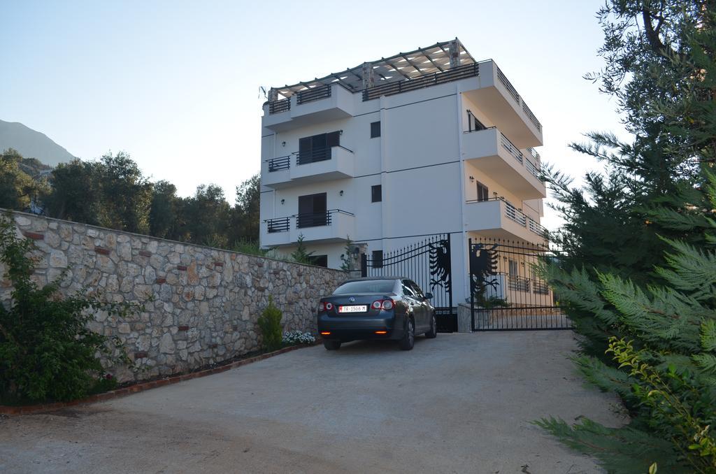 Hotel Natali Dhërmi Exterior foto